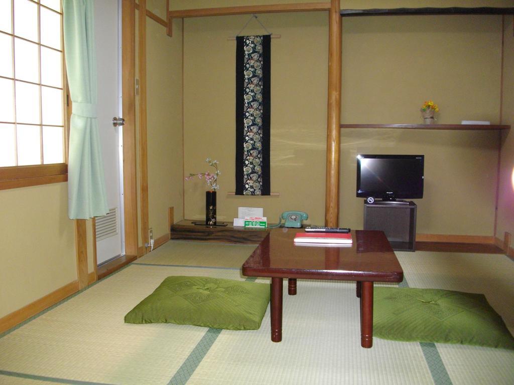 Nishikiro Hotel Киото Екстериор снимка